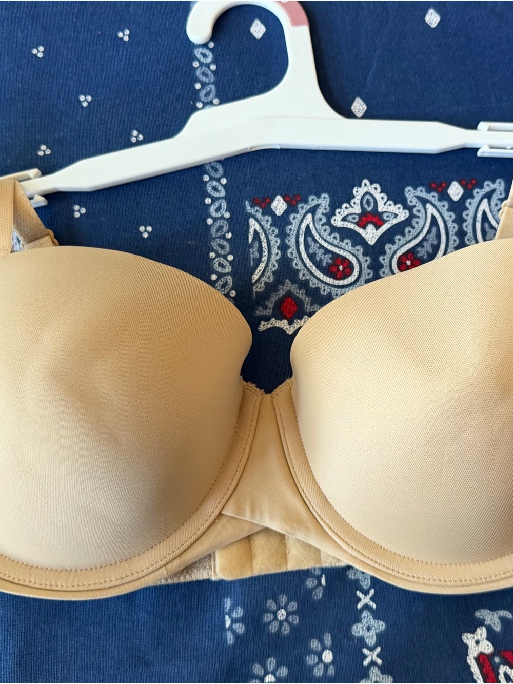 Maidenform Smooth Nude T-Shirt Bra - Beige